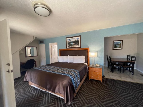 Tahoe Hacienda Inn image 41