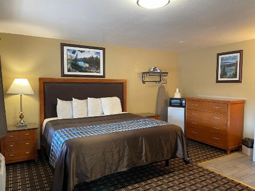 Tahoe Hacienda Inn image 43