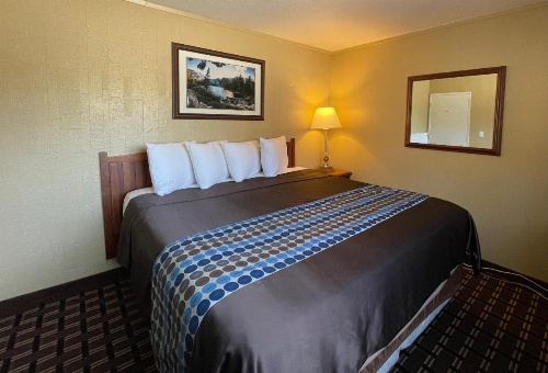 Tahoe Hacienda Inn image 5