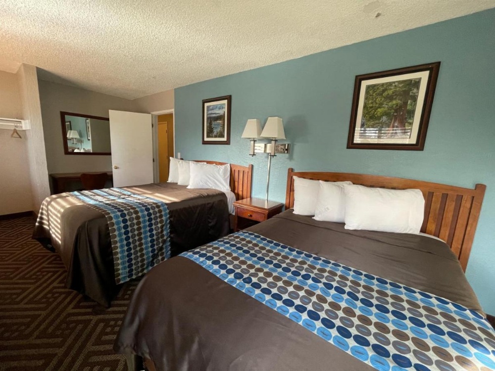 Tahoe Hacienda Inn Image 6