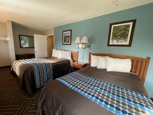Tahoe Hacienda Inn image 6